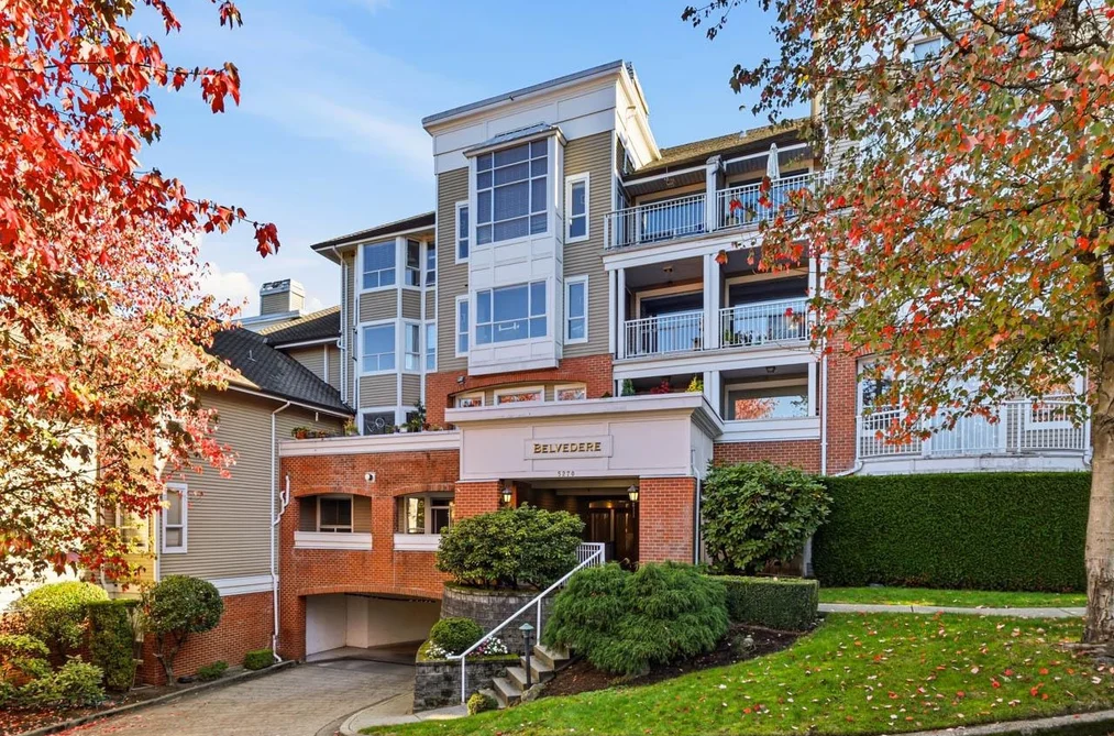 5270 Oakmount Cres Unit 405, Burnaby, BC - MLS: R3179403