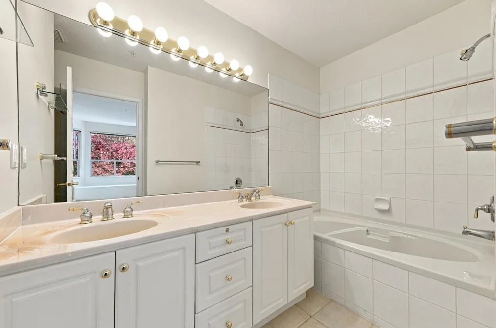 405 - 5270 Oakmount Crescent, Burnaby, BC - MLS: R3179403 - Photo 21 405 - 5270 Oakmount Crescent, Burnaby, BC - MLS: R3179403 - Photo 21