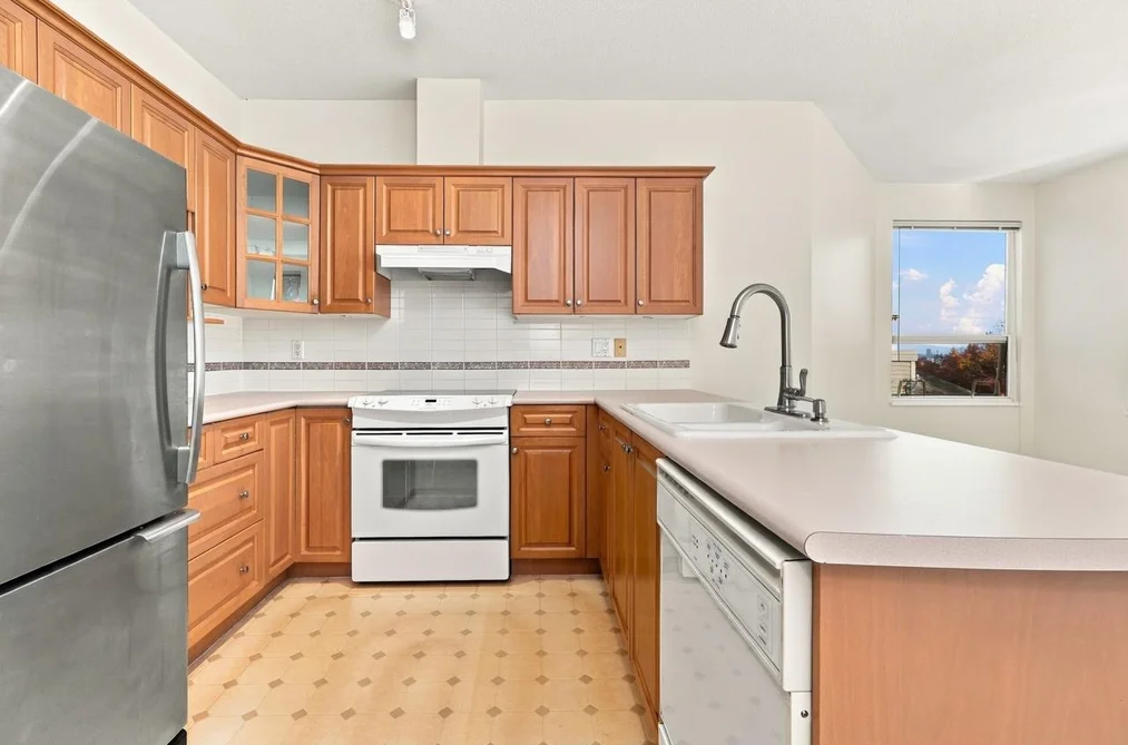 405 - 5270 Oakmount Crescent, Burnaby, BC - MLS: R3179403 - Photo 6 405 - 5270 Oakmount Crescent, Burnaby, BC - MLS: R3179403 - Photo 6