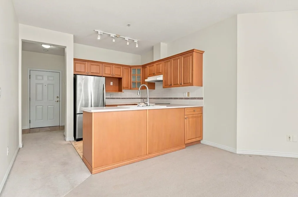 405 - 5270 Oakmount Crescent, Burnaby, BC - MLS: R3179403 - Photo 8 405 - 5270 Oakmount Crescent, Burnaby, BC - MLS: R3179403 - Photo 8
