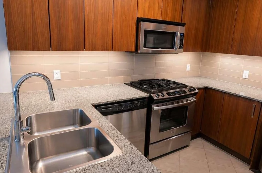 405 5889 IRMIN STREET, Burnaby BC V5J 0C1, Burnaby BC — Residential for Sale - Photo 3