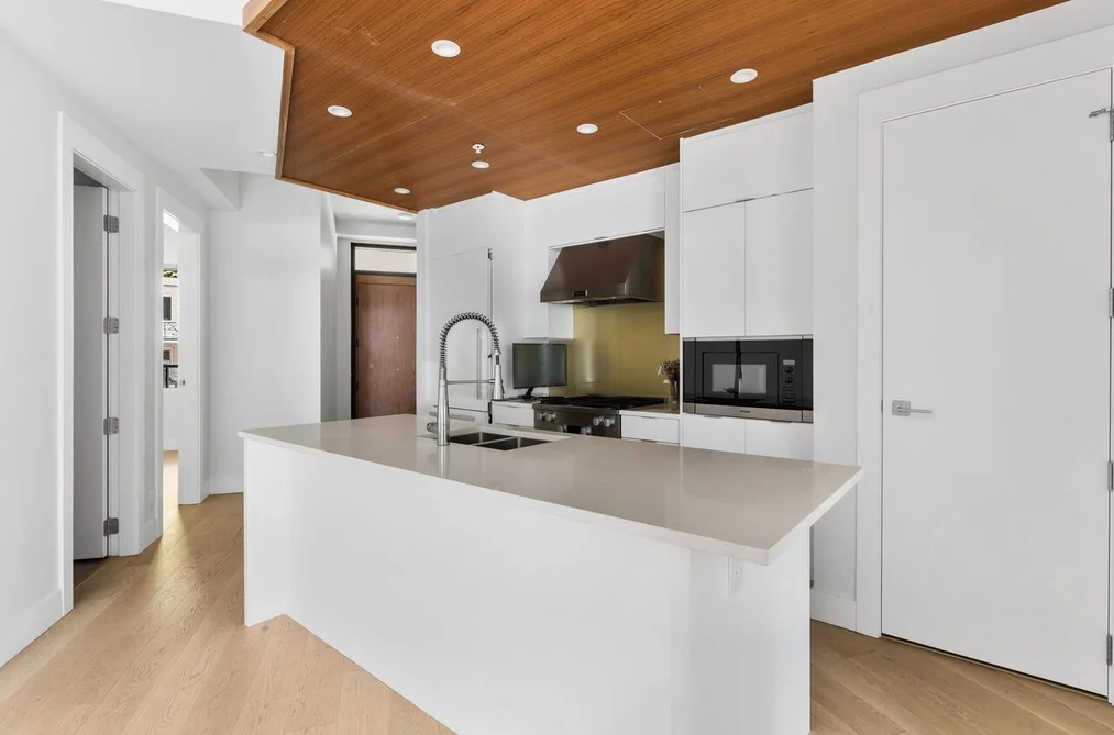 405 6687 NELSON AVENUE, West Vancouver BC V7W 2B2, West Vancouver BC — Residential for Sale - Photo 4