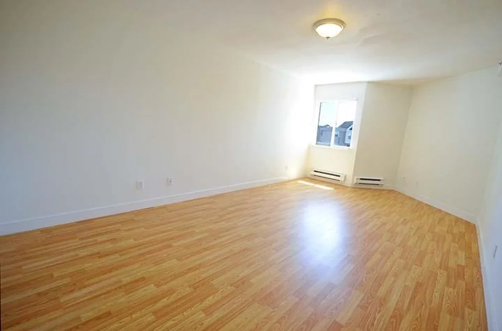 405 7071 BLUNDELL ROAD, Richmond BC V6Y 1J5, Richmond BC — Residential for Sale — Photo 8 of 22