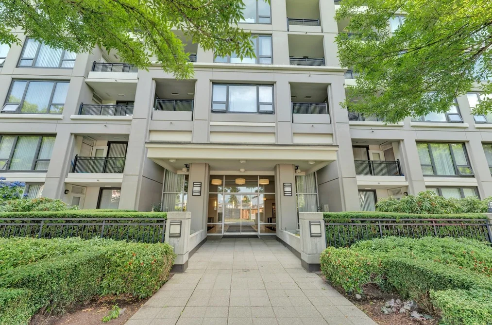 Condo for sale at 405 7138 Collier Street Burnaby British Columbia - MLS: R3158290