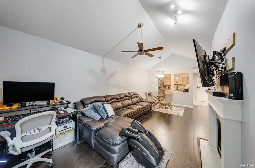 405 9688 148 STREET, Surrey BC V3R 0W2, Surrey BC — Residential for Sale - Photo 4