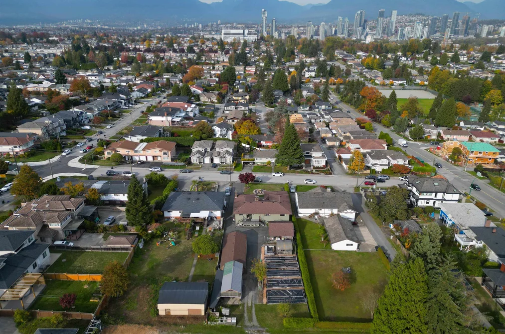 4052 Price Street, Burnaby, BC - House for Sale - Photo 21 of 27