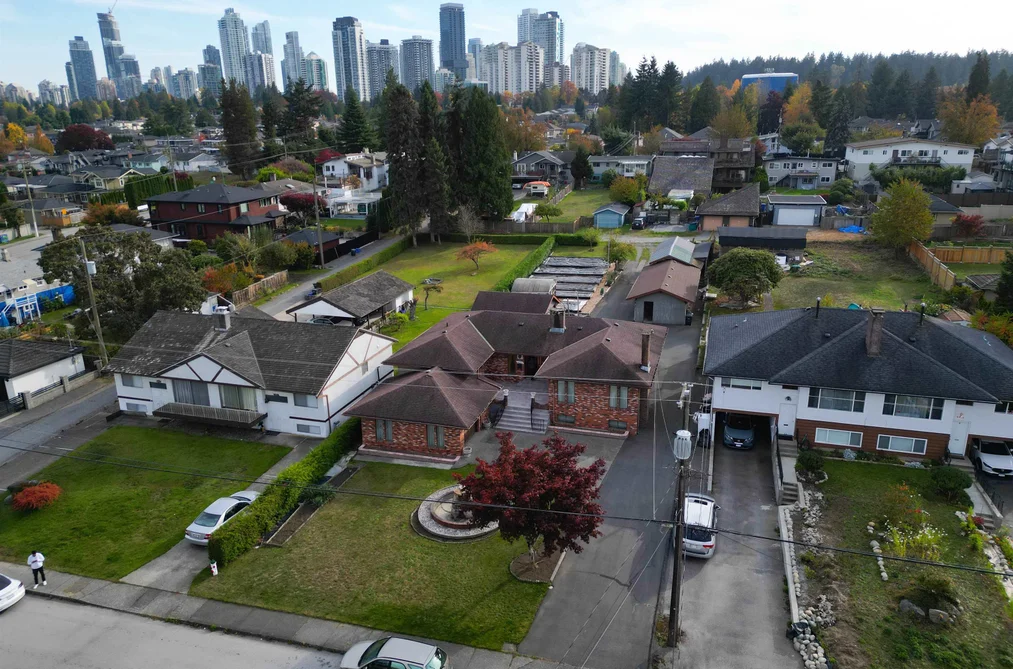 4052 Price Street, Burnaby, BC - House for Sale - Photo 23 of 27