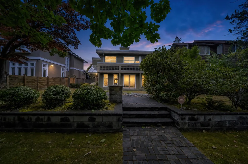 House for sale at 4055 W 31st Avenue Vancouver British Columbia - MLS: R3145998