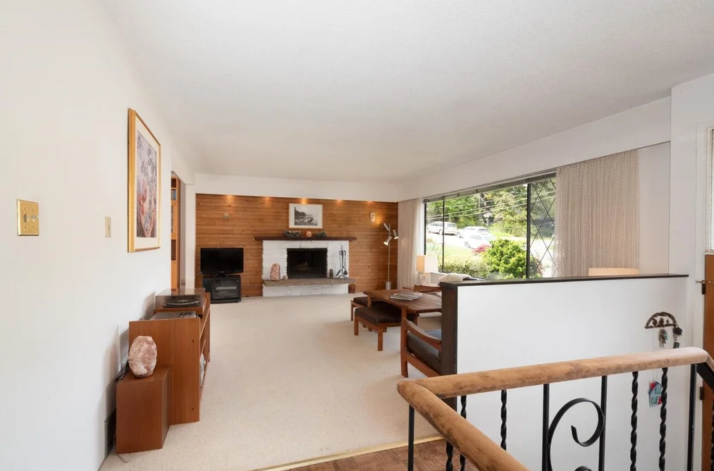 4057 VIOLET STREET, North Vancouver BC V7G 1E4, North Vancouver BC — Residential for Sale - Photo 3