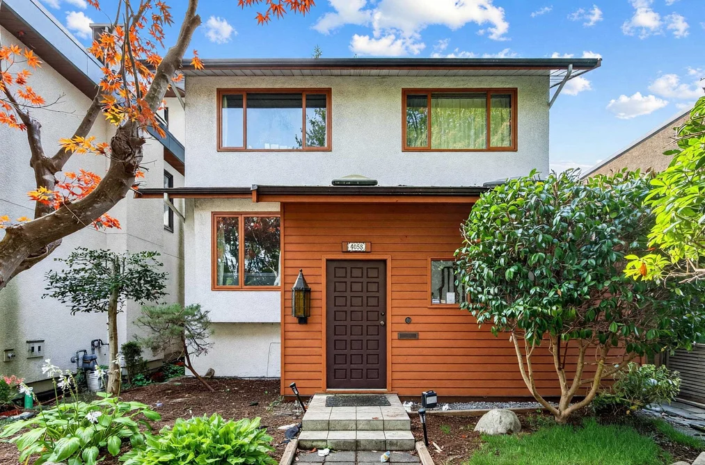 House for sale at 4058 W 17th Avenue Vancouver British Columbia - MLS: R3162637