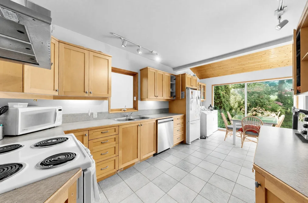 4058 W 17th Avenue, Vancouver, BC - MLS: R3162637 - Photo 4