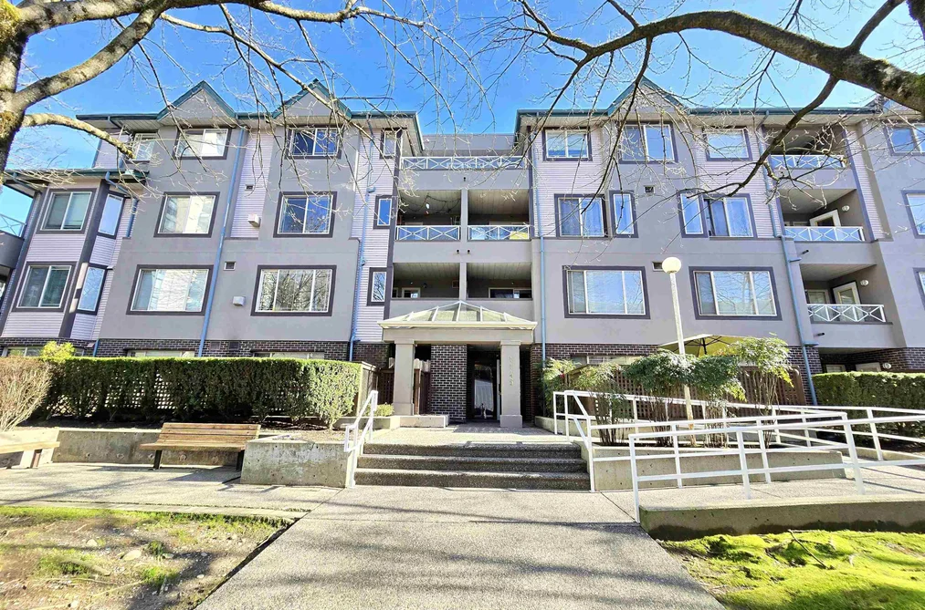 Condo for sale at 406 1145 Heffley Crescent Coquitlam British Columbia - MLS: R3126820