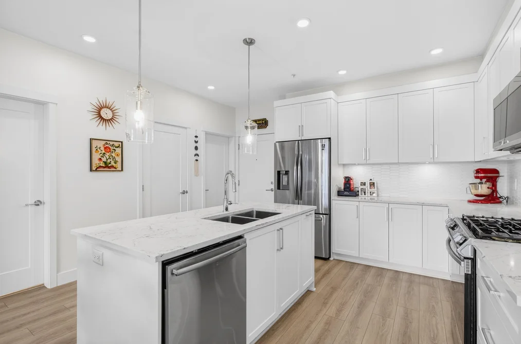 Condo for sale at 406 11865 227 Street Maple Ridge British Columbia - MLS: R3096185