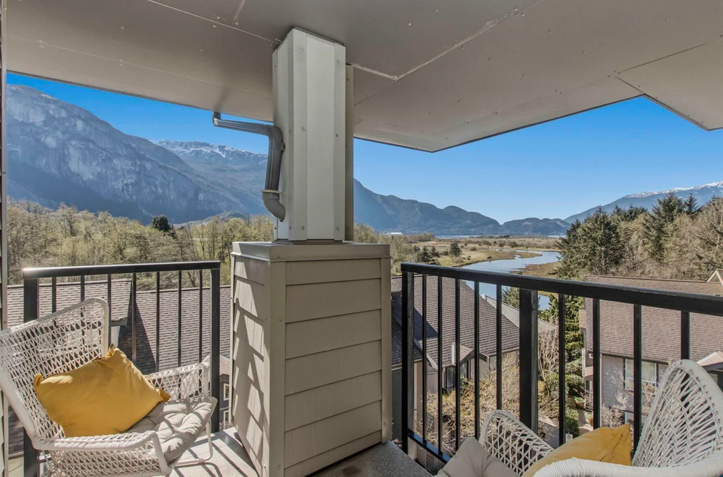 Condo for sale at 406 1212 Main Street Squamish British Columbia - MLS: R3133277