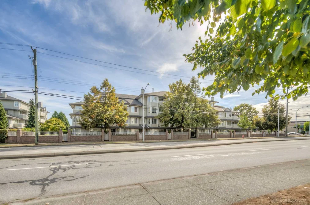 Condo for sale at 406 12160 80 Avenue Surrey British Columbia - MLS: R3130168