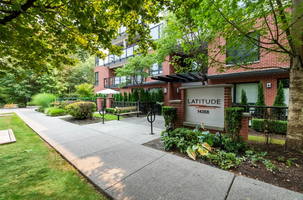 Condo for sale at 406 14358 60 Avenue Surrey British Columbia - MLS: R3153053