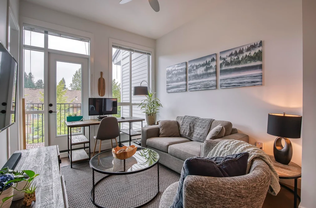 Condo for sale at 406 14968 101a Avenue Surrey British Columbia - MLS: R3134102