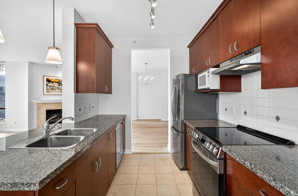 406 1551 FOSTER STREET, White Rock BC V4B 5M1, White Rock BC — Residential for Sale - Photo 6