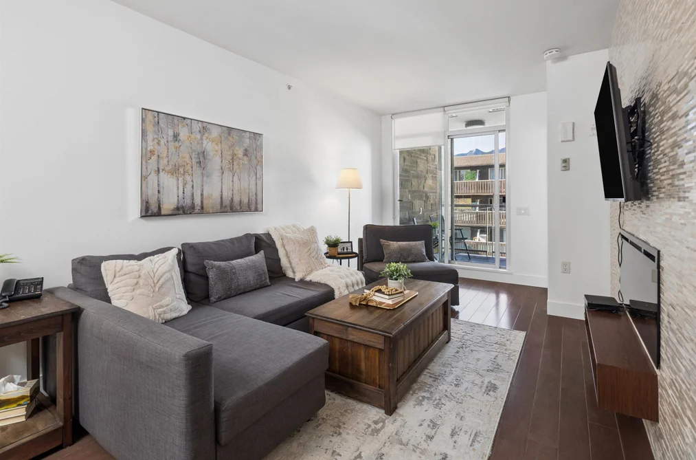 406 210 W 13 STREET, North Vancouver BC V7M 1N7, North Vancouver BC — Residential for Sale - Photo 3