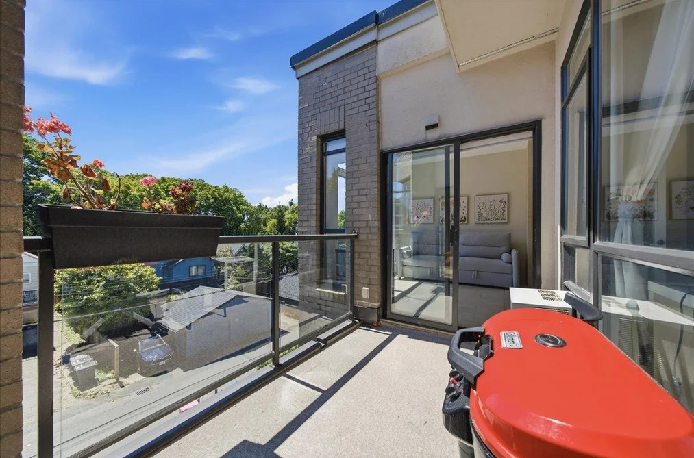 406 2130 W 12TH AVENUE, Vancouver BC V6K 2N2, Vancouver BC — Residential for Sale — Photo 9 of 32