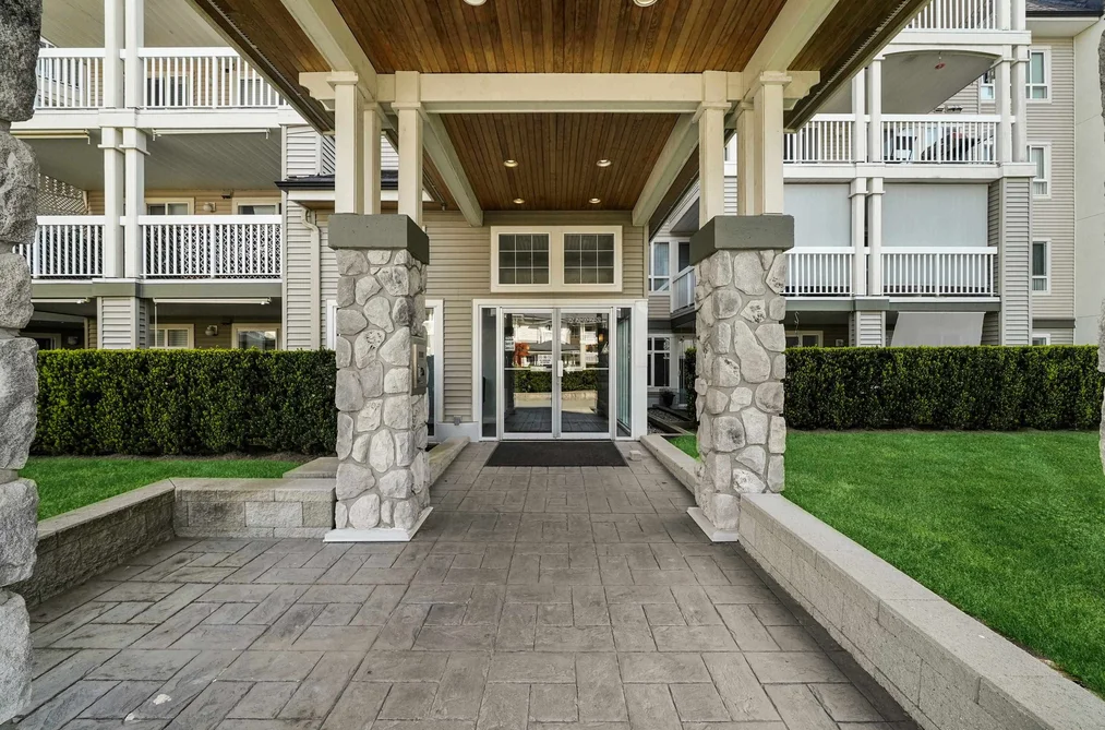 406 22022 49 AVENUE, Langley BC V3A 3R9, Langley BC — Residential for Sale - Photo 2
