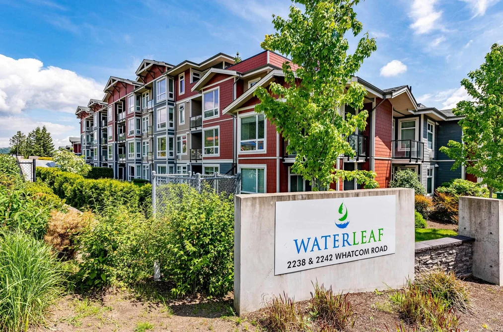Condo for sale at 406 2242 Whatcom Road Abbotsford British Columbia - MLS: R3078682