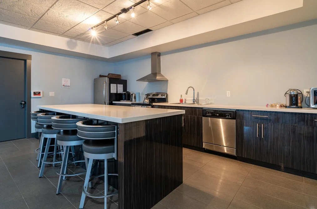 406 2242 WHATCOM ROAD, Abbotsford BC V3G 0G3, Abbotsford BC — Residential for Sale - Photo 6
