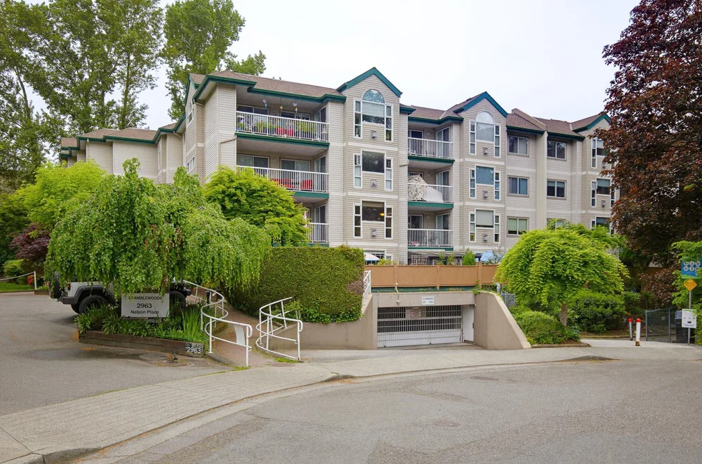 Condo for sale at 406 2963 Nelson Place Abbotsford British Columbia - MLS: R3119245