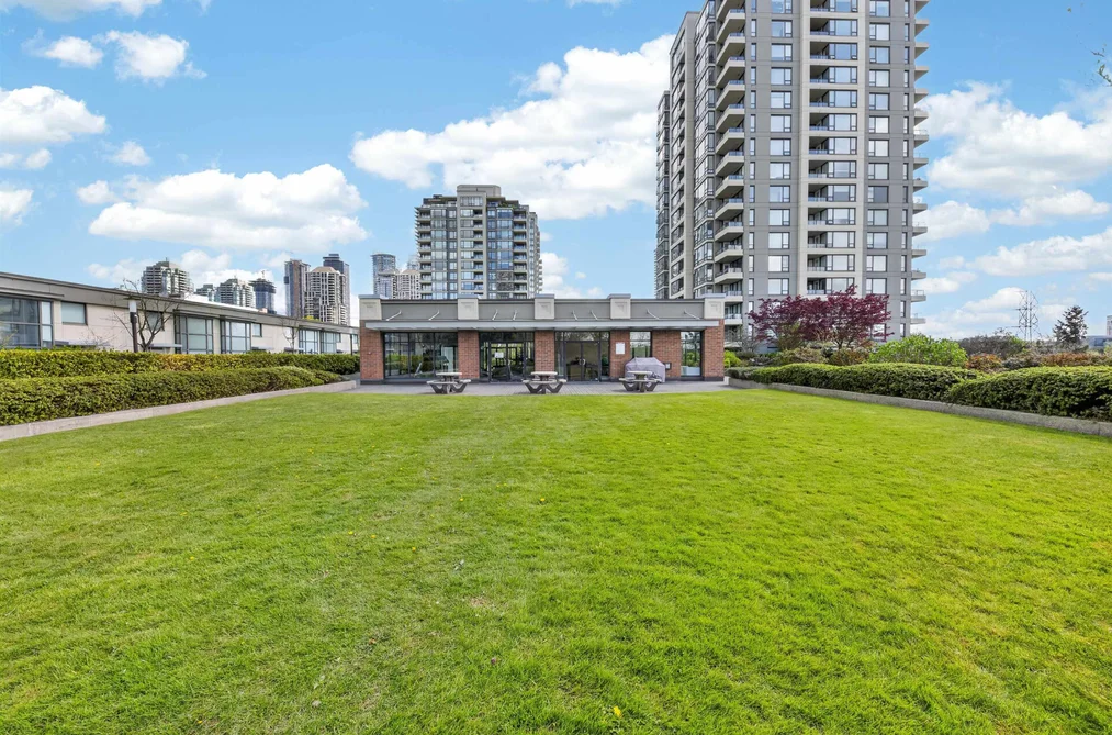 406 4118 DAWSON STREET, Burnaby BC V5C 0A3, Burnaby BC — Residential for Sale - Photo 6