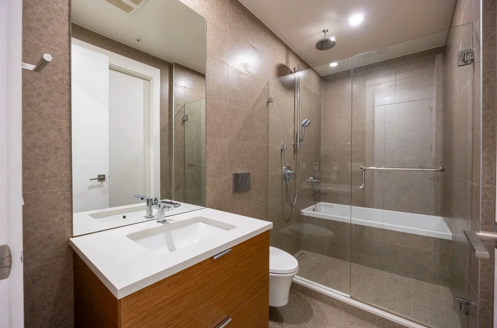 406 6687 NELSON AVENUE, Vancouver BC V7W 2B2, Vancouver BC — Residential for Sale - Photo 6