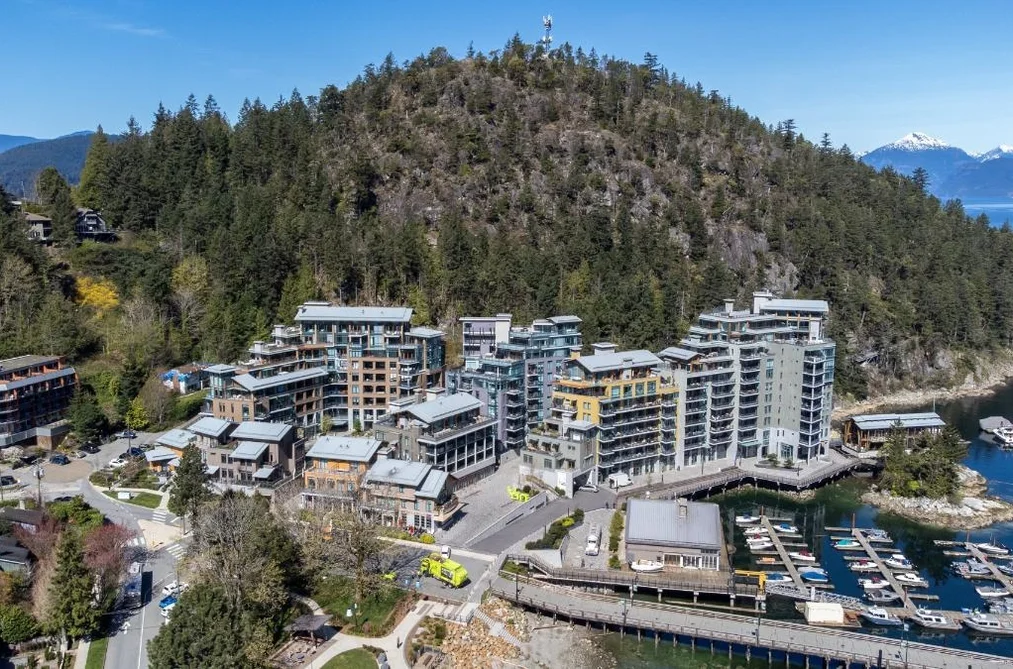 Condo for sale at 406 6707 Nelson Avenue West Vancouver British Columbia - MLS: R3118929