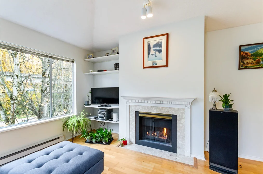 406 6820 RUMBLE STREET, Burnaby BC V5E 4H9, Burnaby BC — Residential for Sale - Photo 3