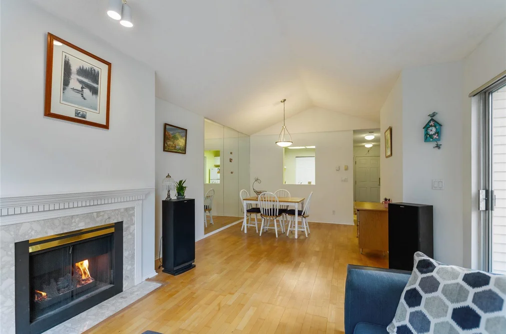 406 6820 RUMBLE STREET, Burnaby BC V5E 4H9, Burnaby BC — Residential for Sale - Photo 4