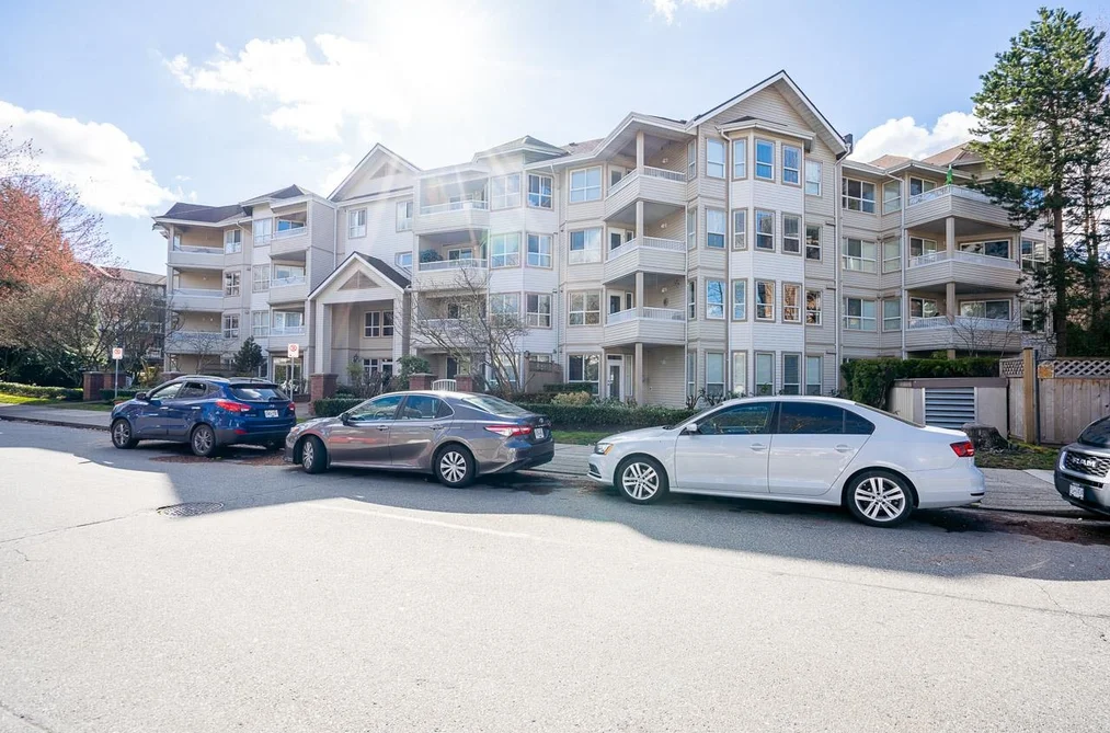 406 8139 121A STREET, Surrey BC V3W 0Z2, Surrey BC — Residential for Sale — Photo 3 of 35