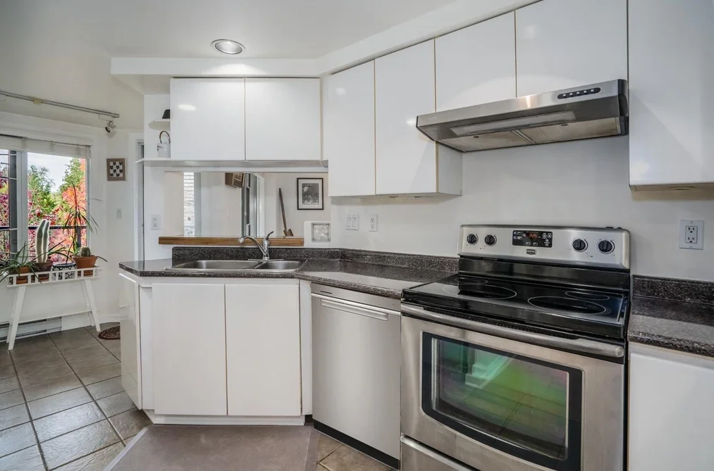 406 9970 148 STREET, Surrey BC V3R 0P9, Surrey BC — Residential for Sale - Photo 7