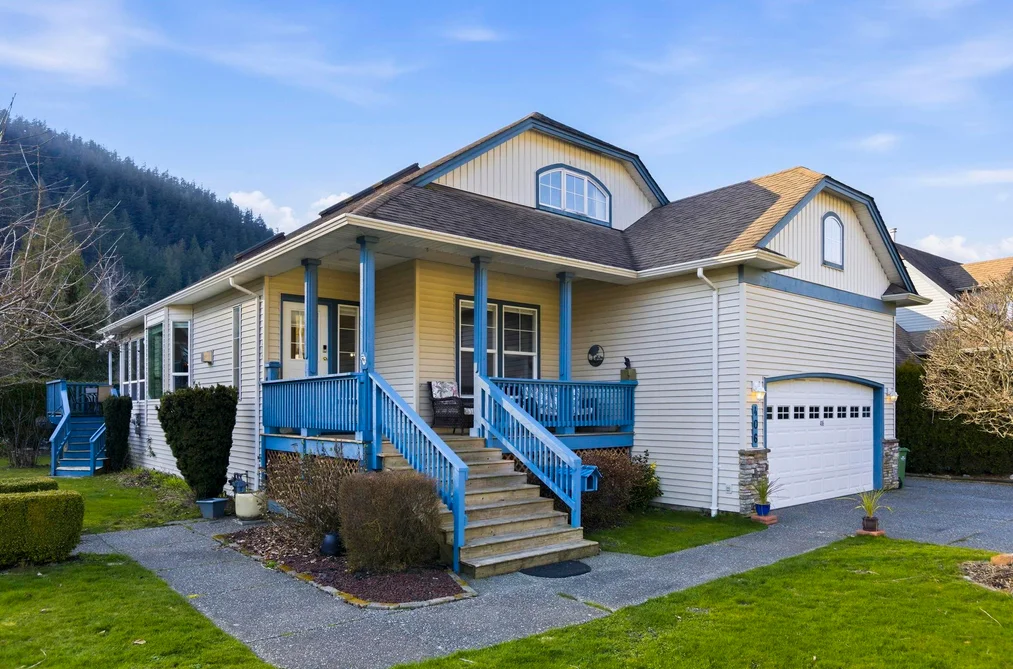 House for sale at 406 Miami River Drive Harrison Hot Springs British Columbia - MLS: R3096640
