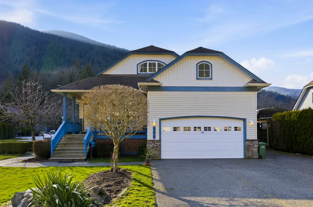 406 MIAMI RIVER DRIVE, Harrison Hot Springs BC V0M 1K0, Harrison Hot Springs BC — Residential for Sale - Photo 2