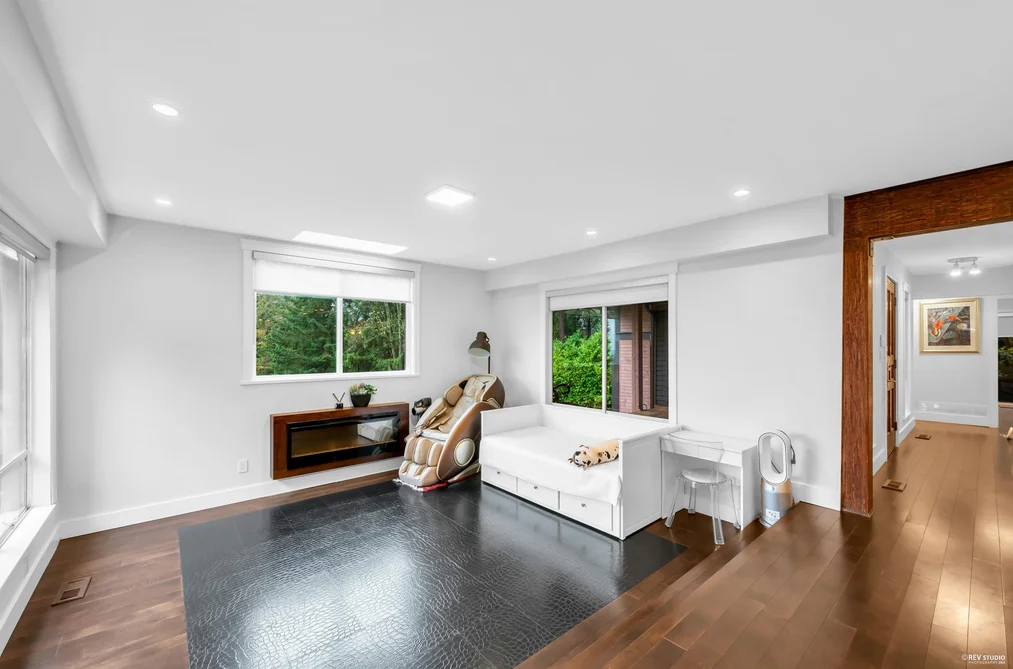 4066 NORWOOD AVENUE, North Vancouver BC V7N 3R3, North Vancouver BC — Residential for Sale - Photo 3