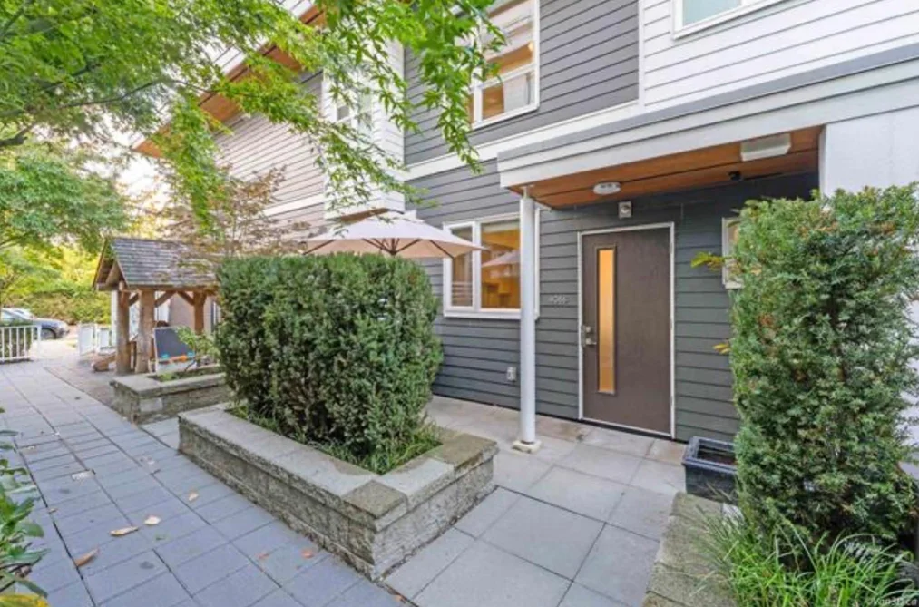 Townhouse for sale at 4066 Yukon Street Vancouver British Columbia - MLS: R3153036