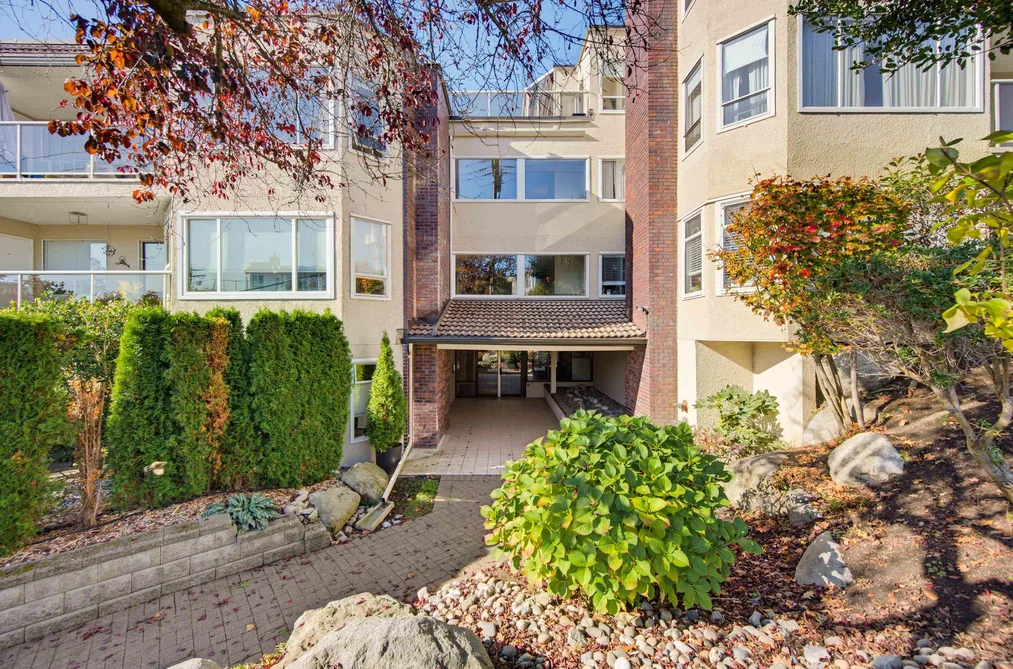 1225 Merklin St Unit 407, White Rock, BC - MLS: R3177818