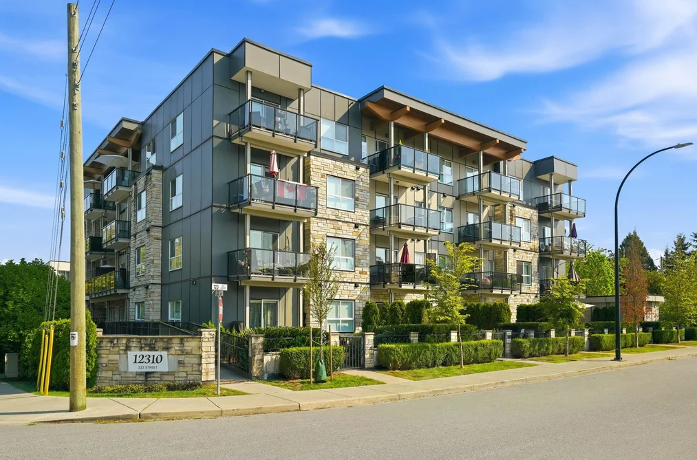 Condo for sale at 407 12310 222 Street Maple Ridge British Columbia - MLS: R3158839