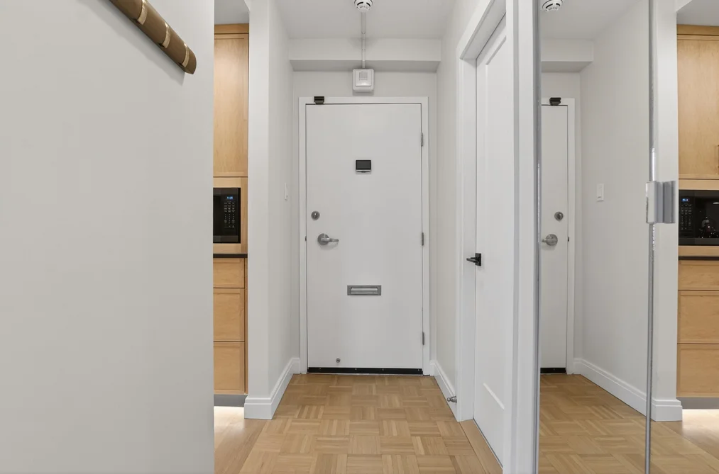 407 1330 HARWOOD STREET, Vancouver BC V6E 1S8, Vancouver BC — Residential for Sale - Photo 2