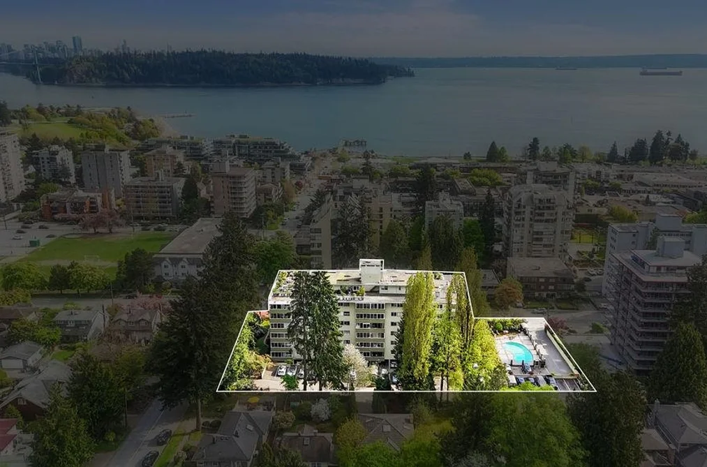212 1425 ESQUIMALT AVENUE, West Vancouver BC V7T 1L1, West Vancouver BC — Residential for Sale - Photo 2