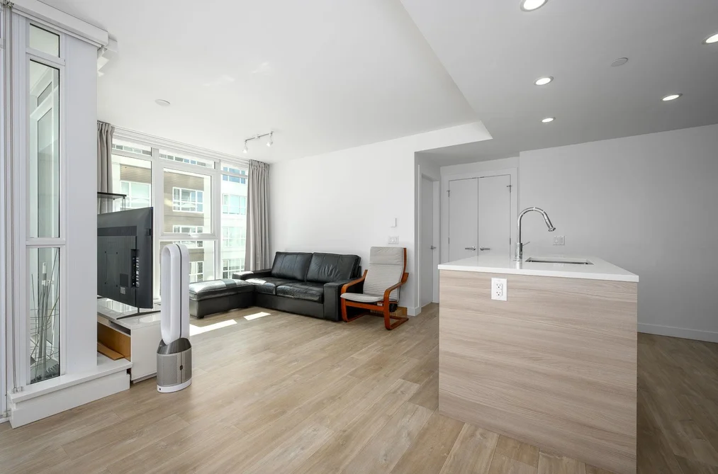 407 525 FOSTER AVENUE, Coquitlam BC V3J 0H6, Coquitlam BC — Residential for Sale - Photo 6