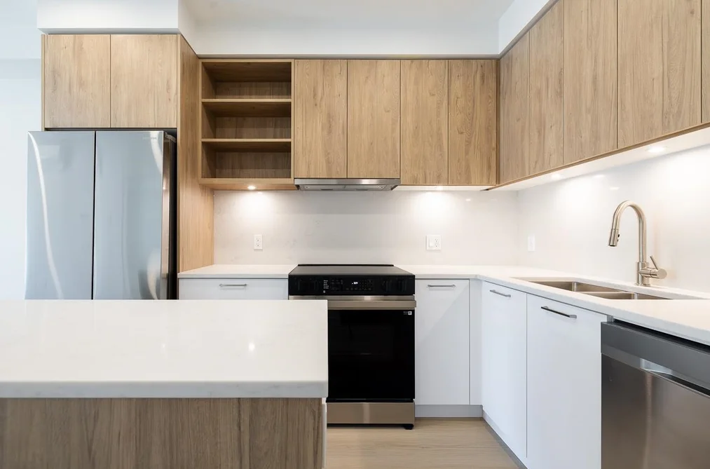 Condo for sale at 407 82 First Street New Westminster British Columbia - MLS: R3138035