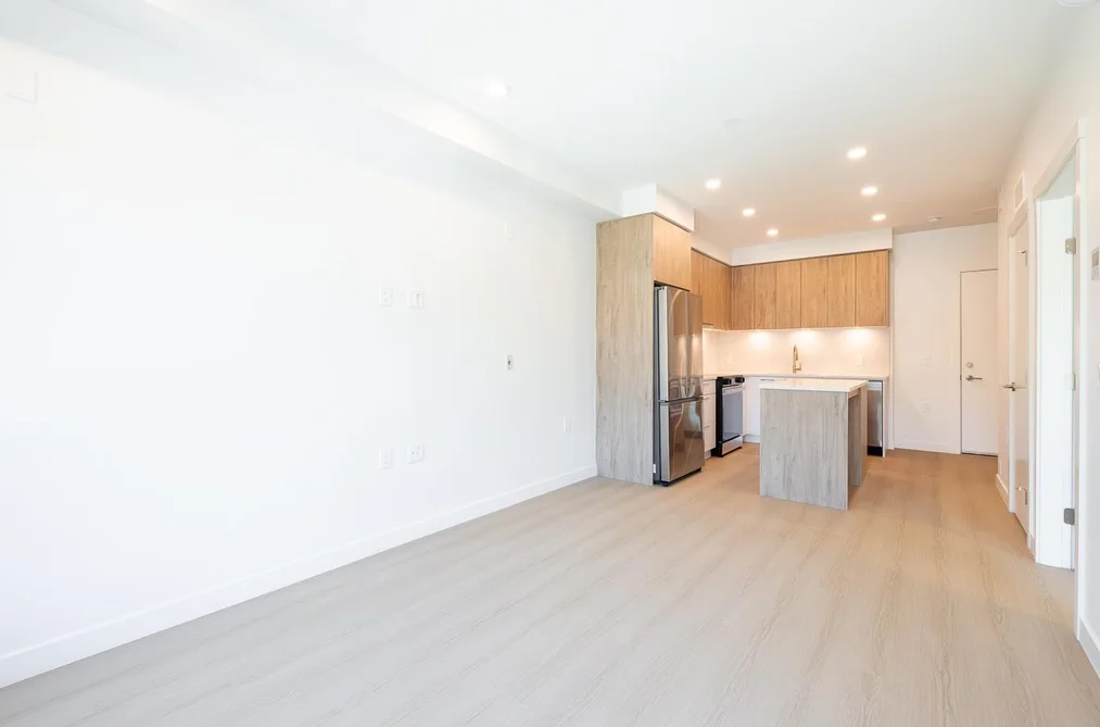 407 82 FIRST STREET, New Westminster BC V3L 0L8, New Westminster BC — Residential for Sale — Photo 11 of 39
