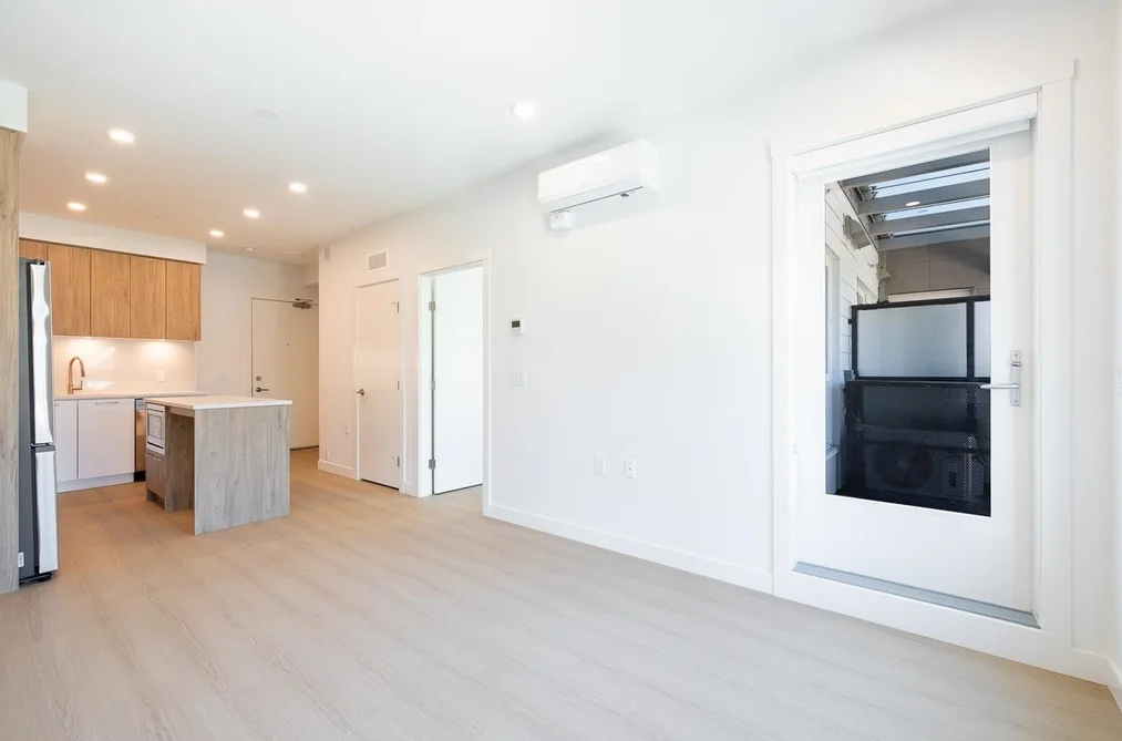 407 82 FIRST STREET, New Westminster BC V3L 0L8, New Westminster BC — Residential for Sale — Photo 12 of 39
