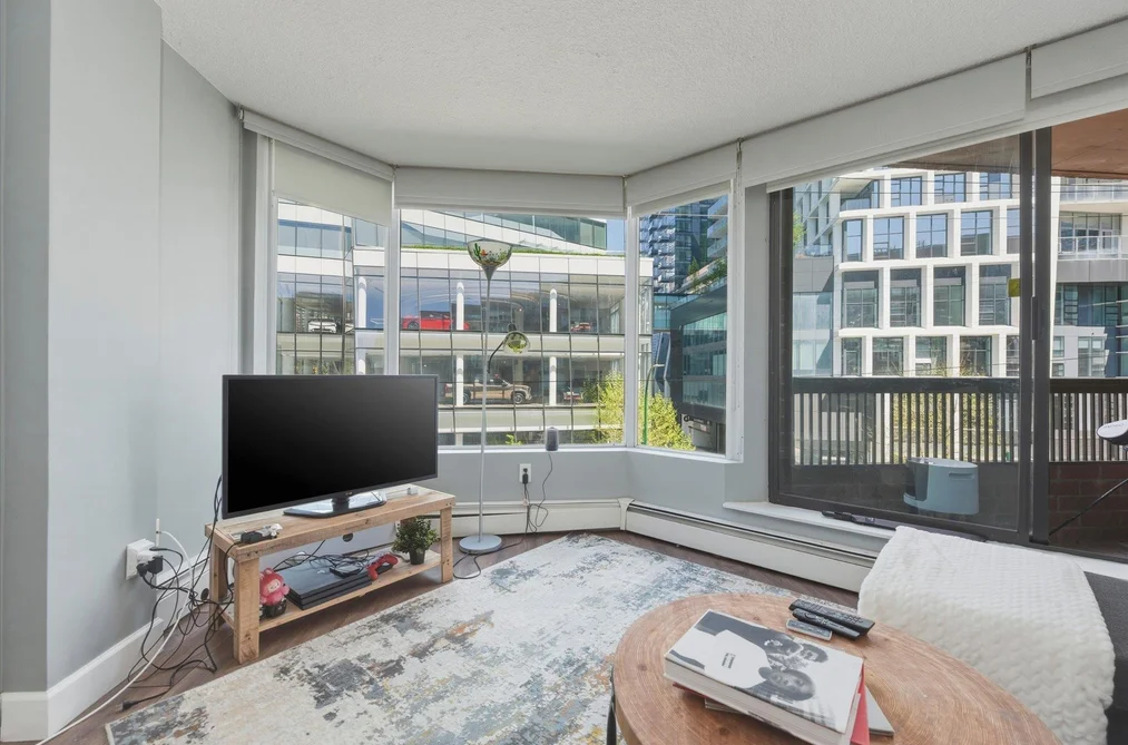 407 950 DRAKE STREET, Vancouver BC V6Z 2B9, Vancouver BC — Residential for Sale - Photo 3