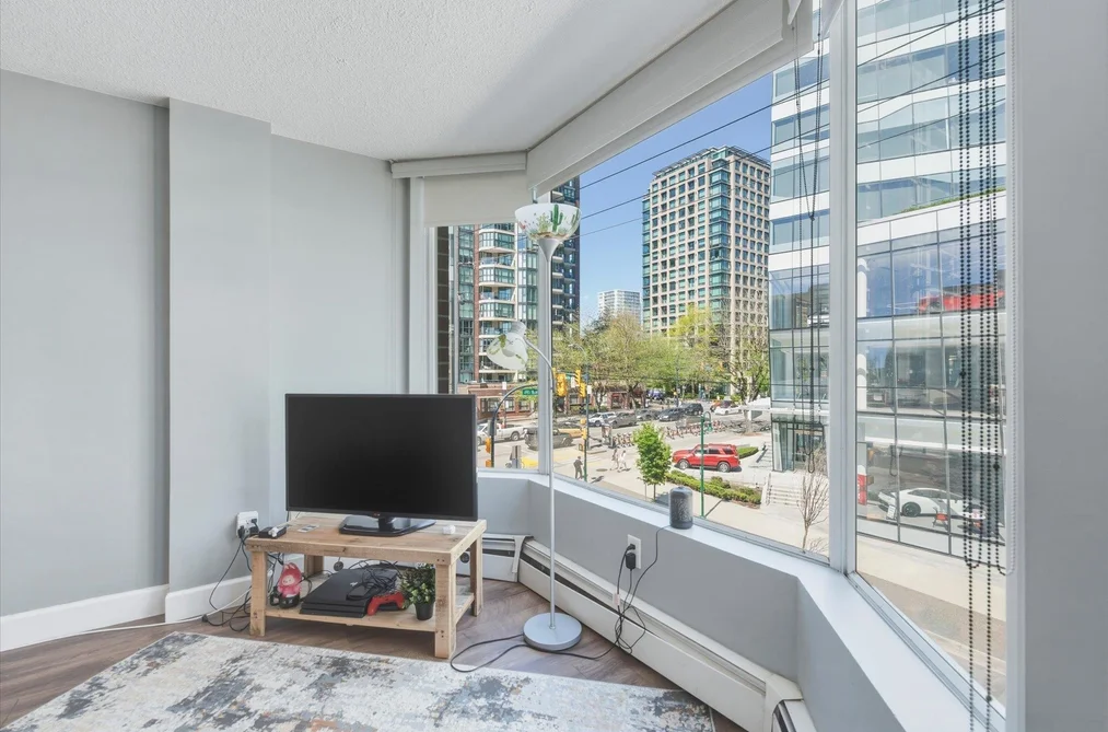 407 950 DRAKE STREET, Vancouver BC V6Z 2B9, Vancouver BC — Residential for Sale - Photo 4