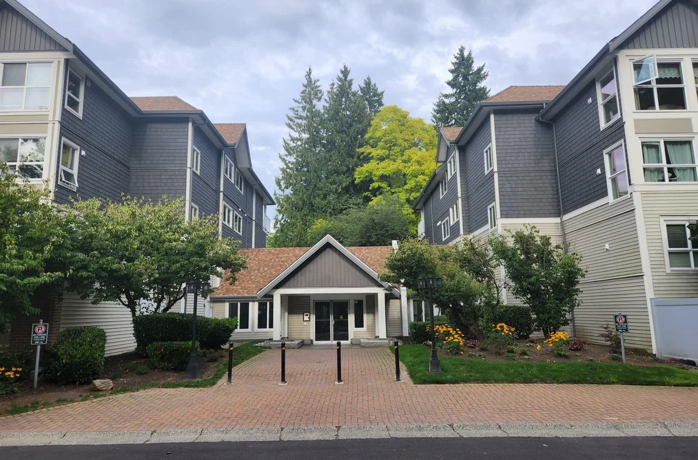 Condo for sale at 407 9626 148 Street Surrey British Columbia - MLS: R3130227